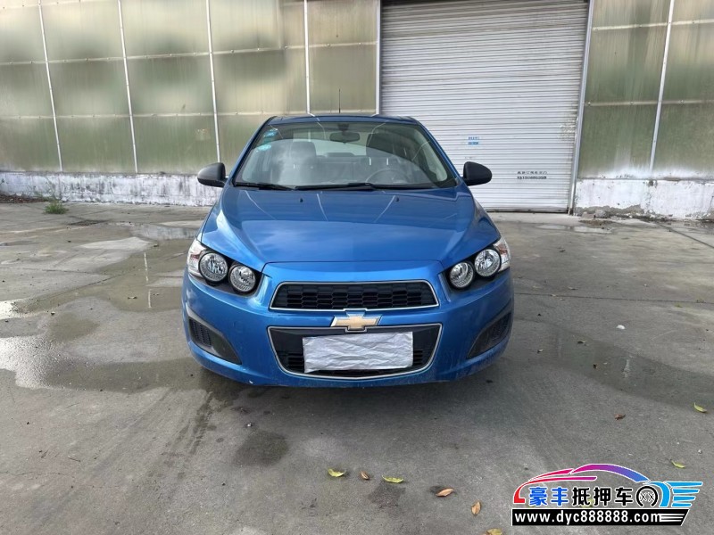 13年雪佛兰爱唯欧轿车抵押车出售