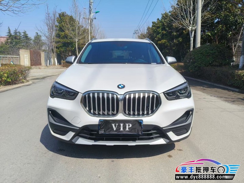 抵押车出售22年宝马X1SUV