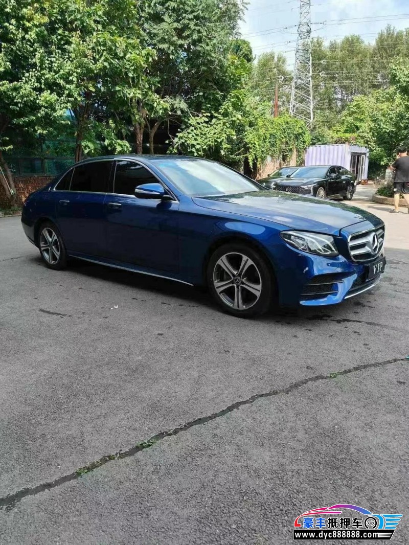 18年奔驰E轿车抵押车出售