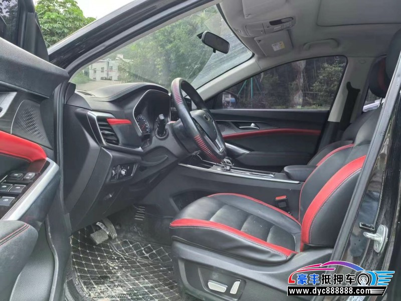 21年江淮思皓X8轿车抵押车出售