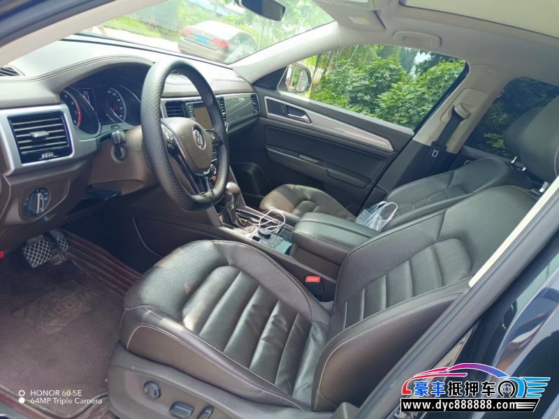 18年大众途昂轿车抵押车出售