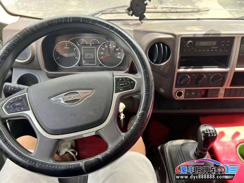 21年福田领航轿车抵押车出售