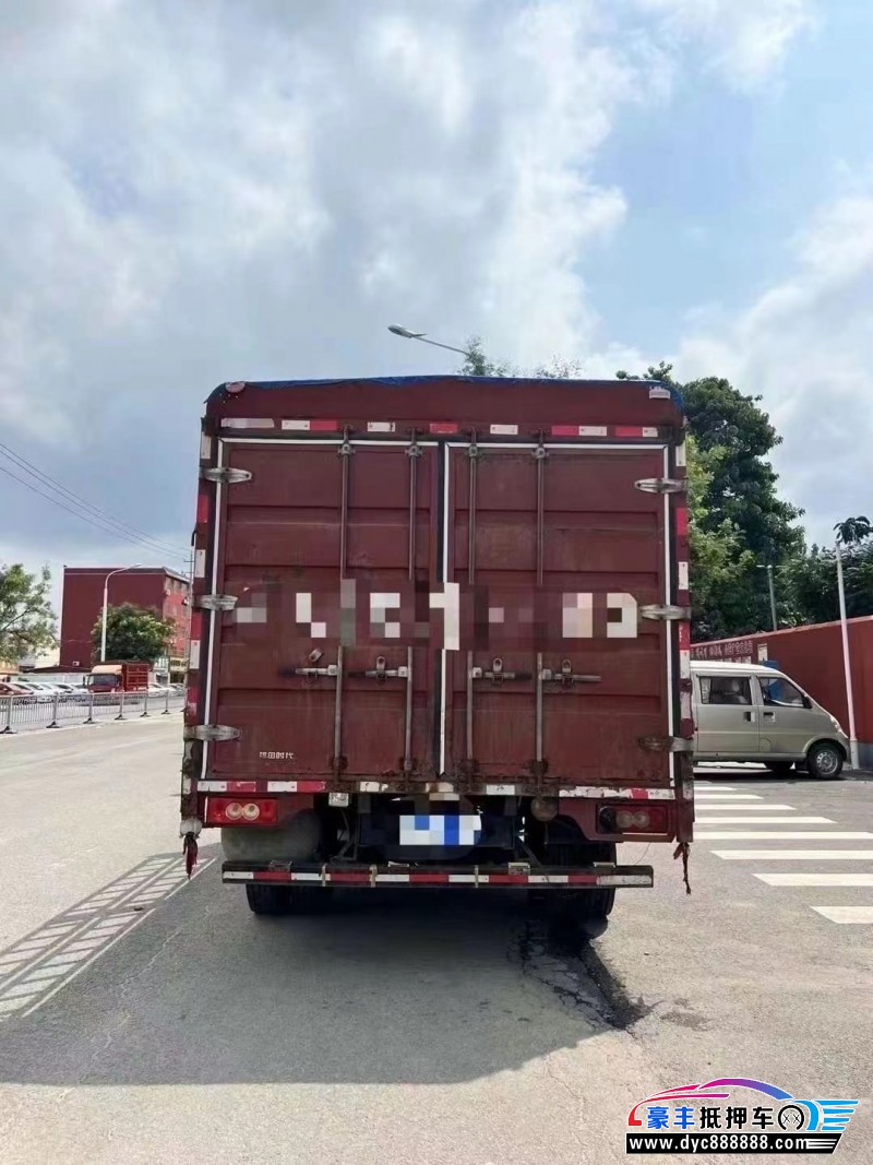 21年福田领航轿车抵押车出售