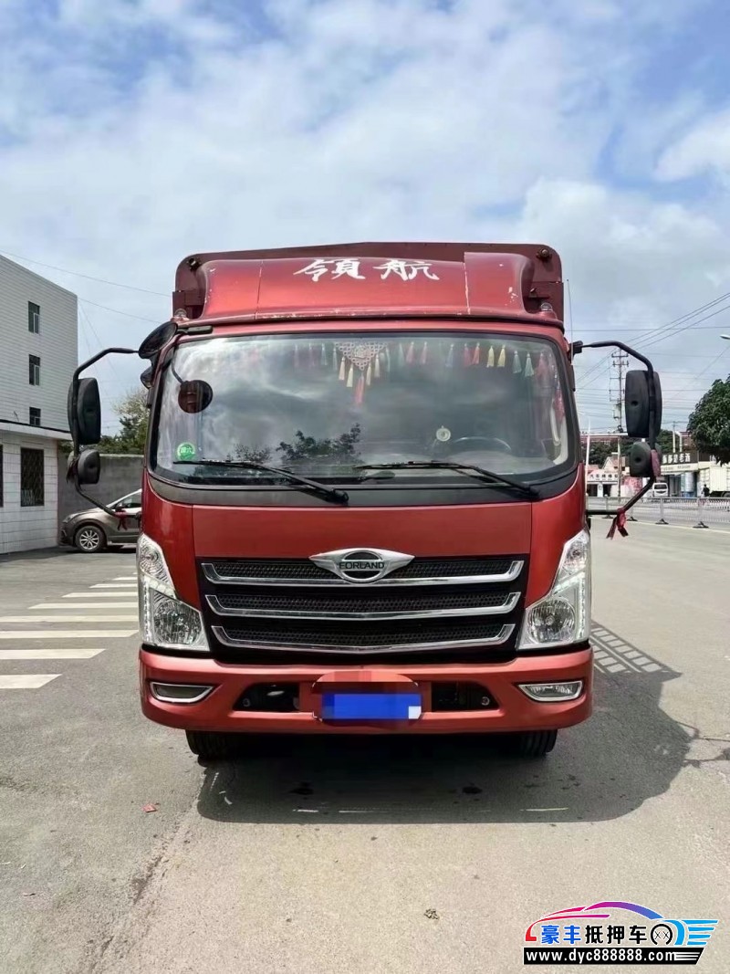 21年福田领航轿车抵押车出售