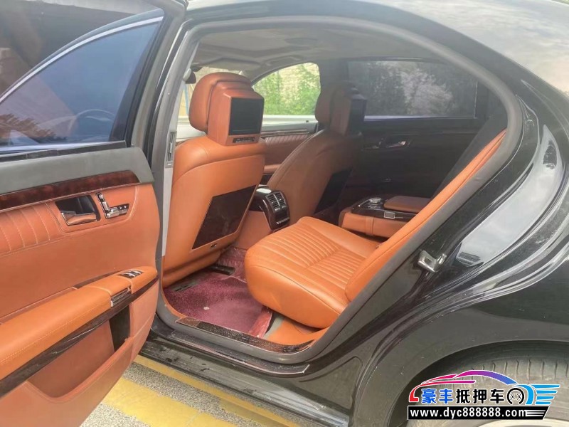 09年奔驰S轿车抵押车出售