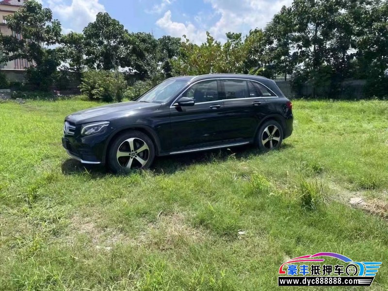 19年奔驰GLC轿车抵押车出售