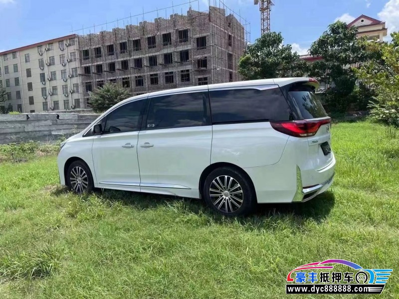 23年传祺M8轿车抵押车出售