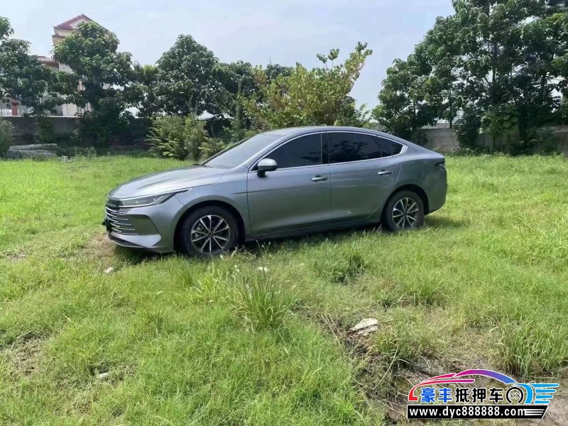 24年比亚迪驱逐舰轿车抵押车出售