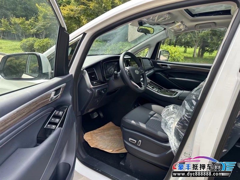 23年传祺M8轿车抵押车出售