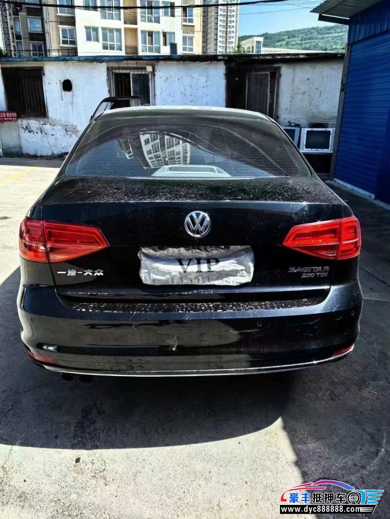 15年大众速腾轿车抵押车出售