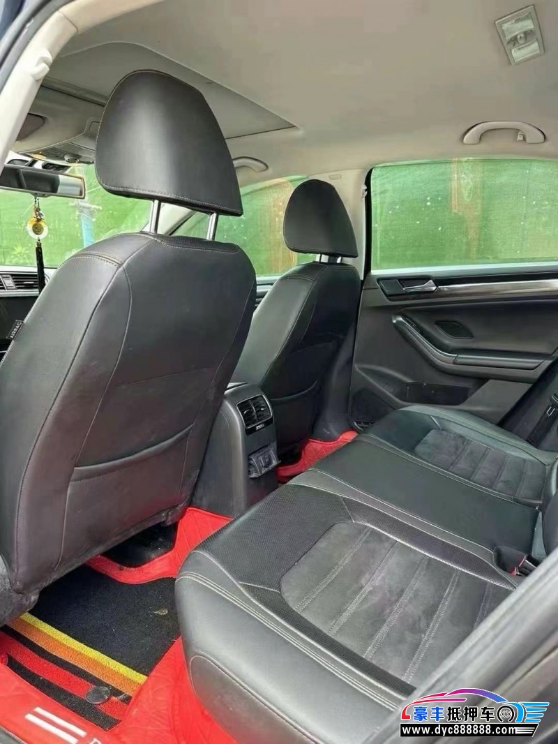 16年大众速腾轿车抵押车出售