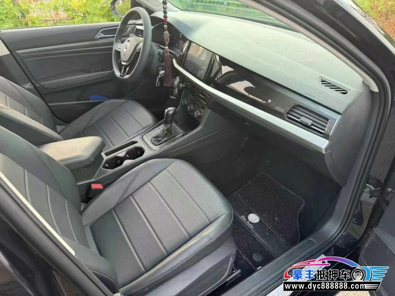 22年大众速腾轿车抵押车出售