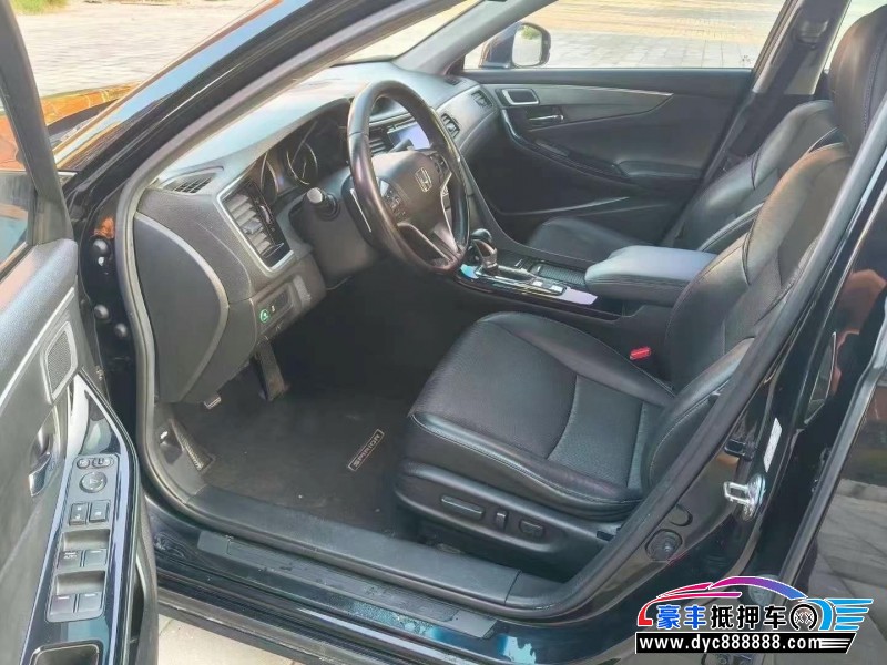 15年本田思铂睿轿车抵押车出售