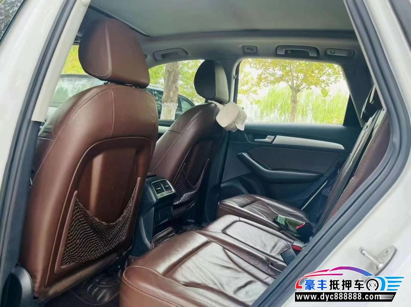 15年奥迪Q5轿车抵押车出售