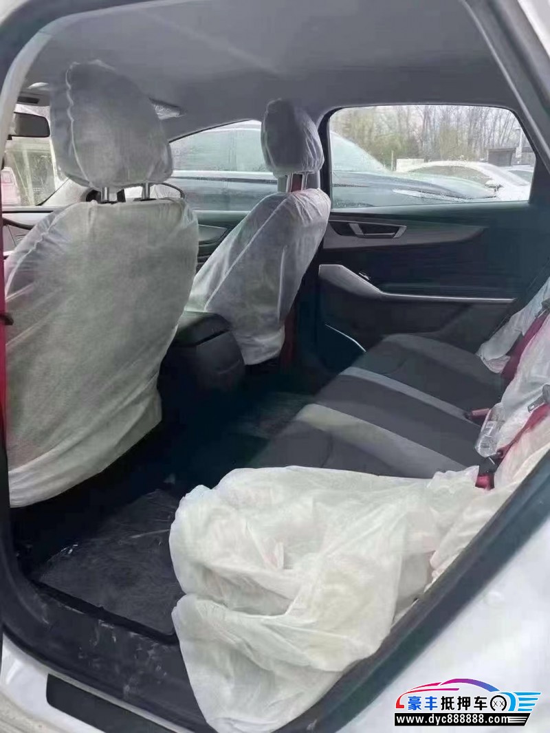 24年雷诺羿轿车抵押车出售