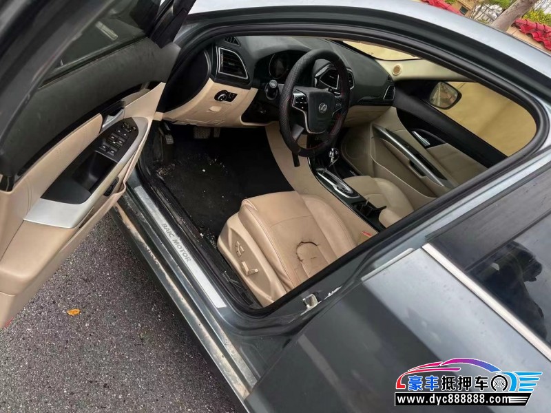 17年北汽绅宝D70轿车抵押车出售