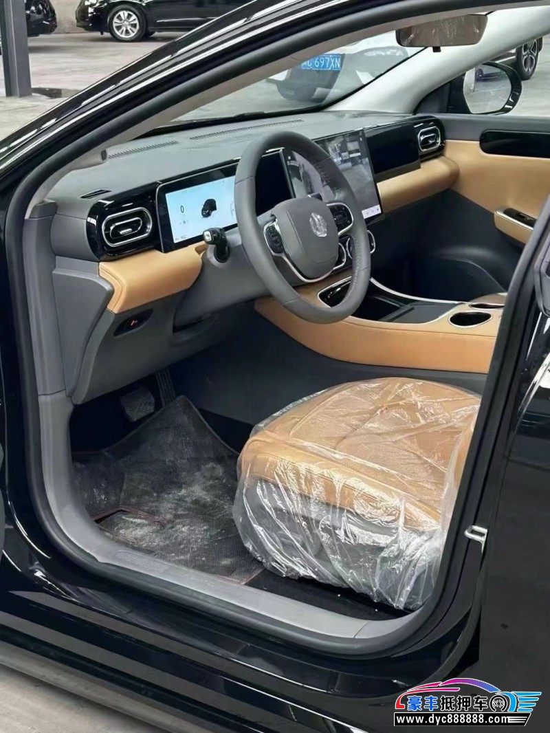 24年零跑c01轿车抵押车出售