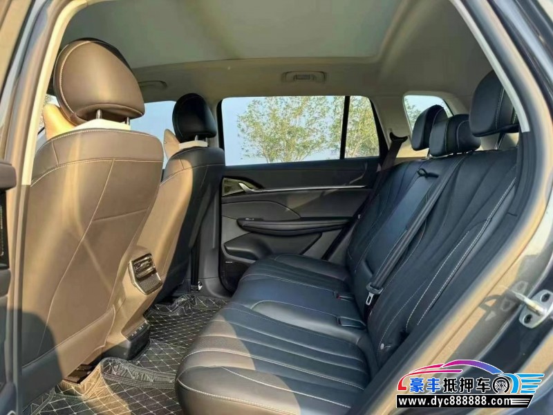 22年荣威RX5轿车抵押车出售