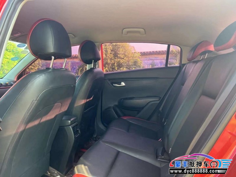 18年起亚KX CROSS轿车抵押车出售