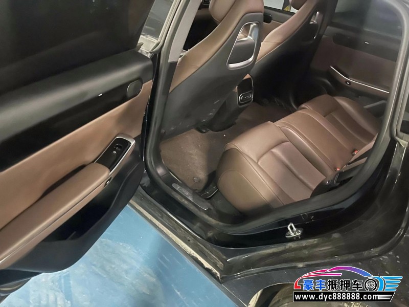 23年零跑c01轿车抵押车出售