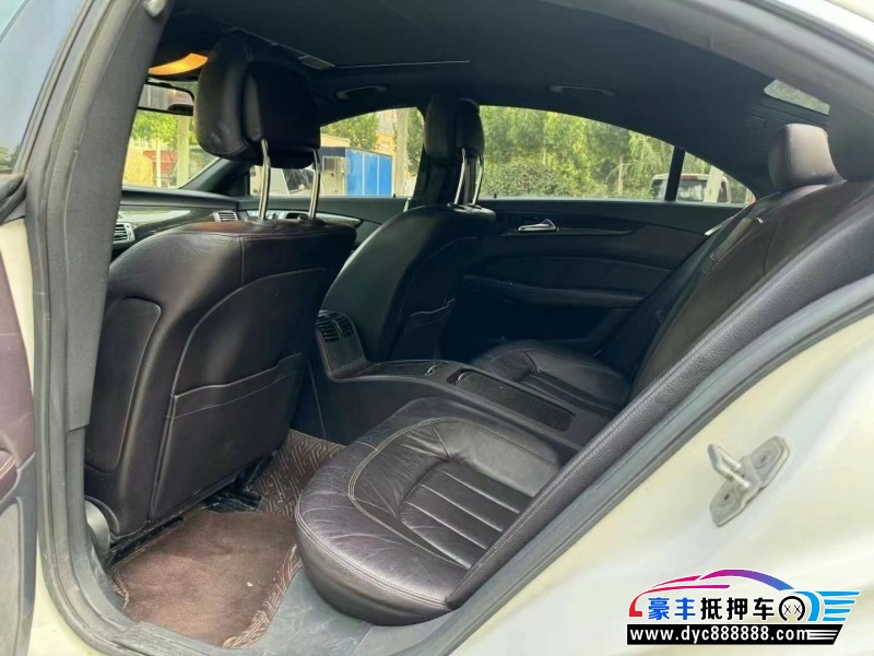 13年奔驰CLS轿车抵押车出售