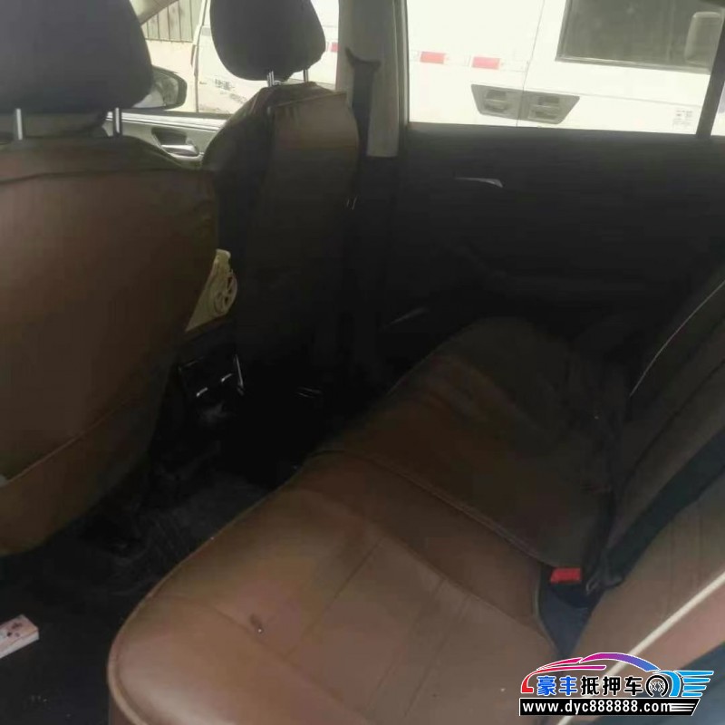 24年荣威i5轿车抵押车出售