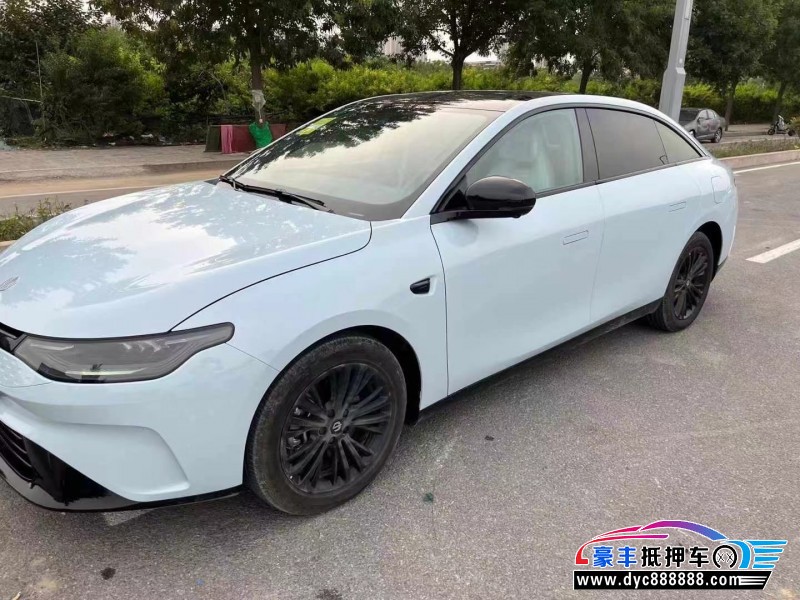 24年零跑c01轿车抵押车出售