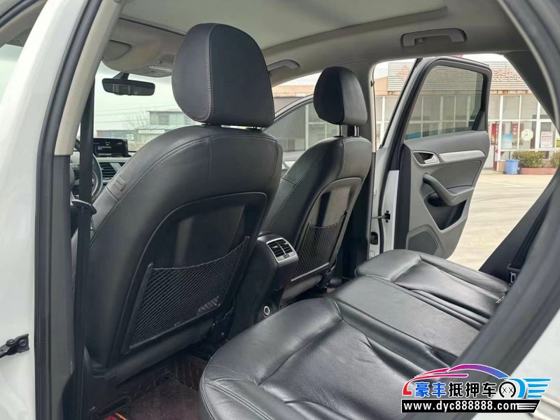 17年奥迪Q3轿车抵押车出售