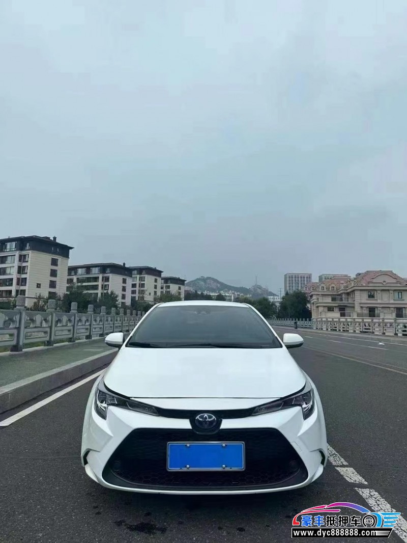 22年丰田雷凌轿车抵押车出售