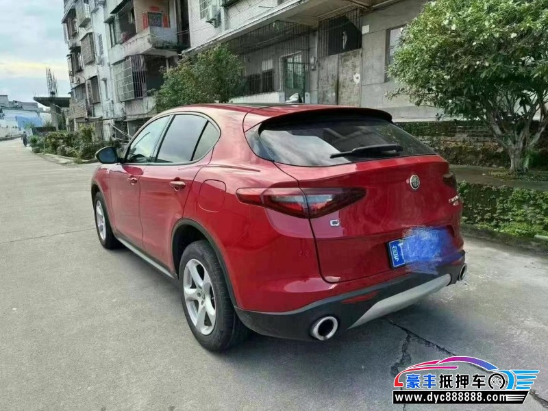19年阿尔法·罗密欧Stelvio轿车抵押车出售
