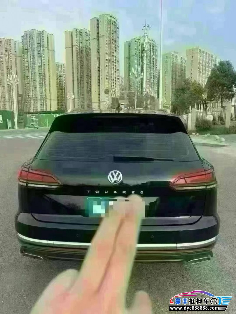 20年大众途锐轿车抵押车出售