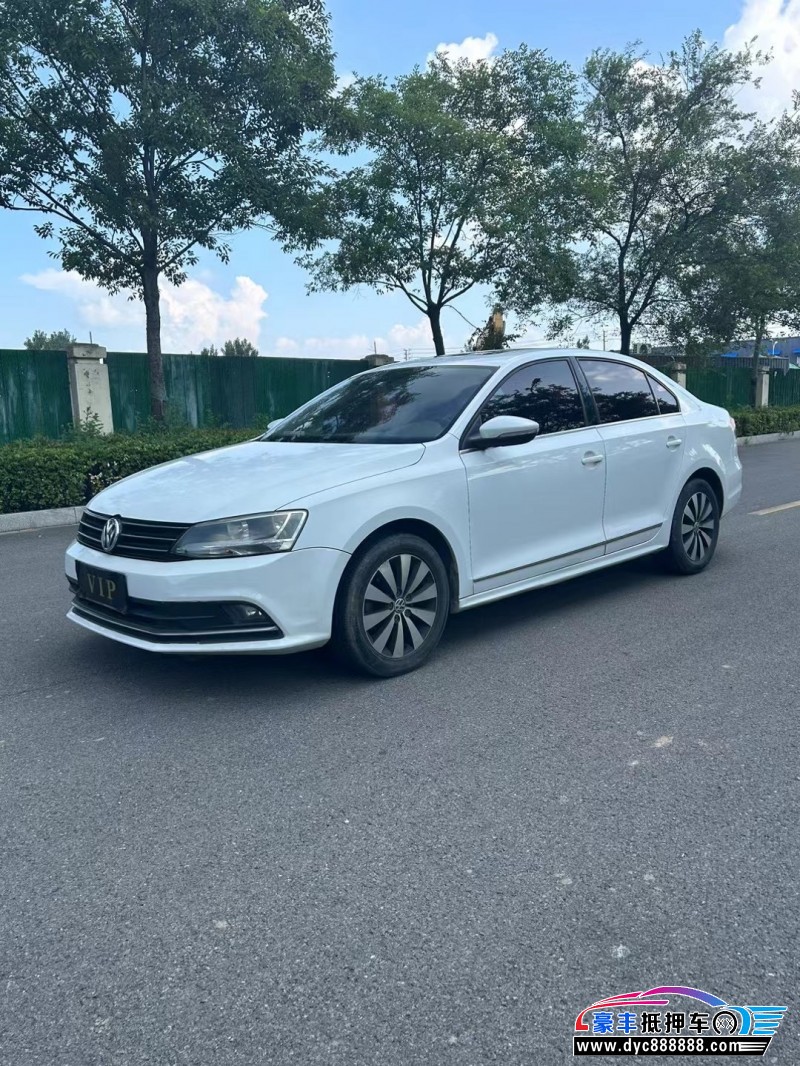 18年大众速腾轿车抵押车出售