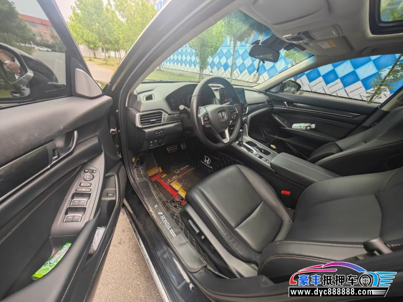 22年本田雅阁轿车抵押车出售