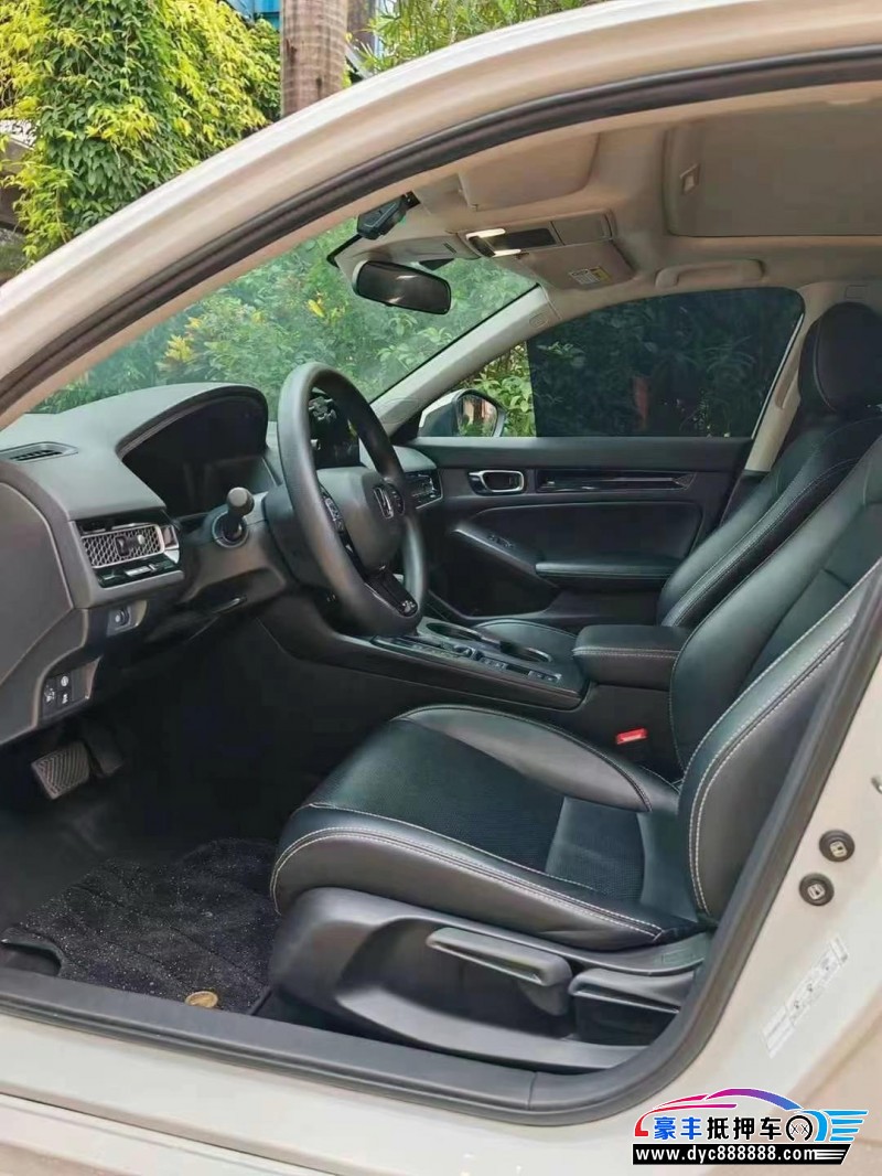 22年本田思域轿车抵押车出售