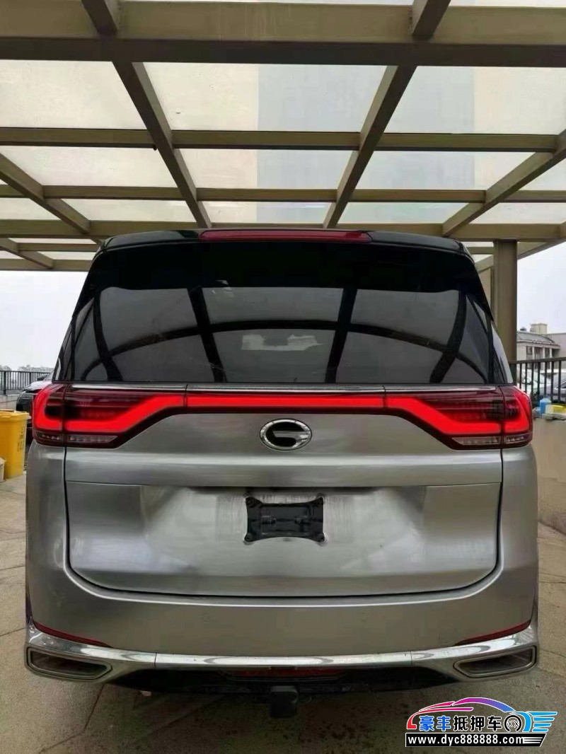 22年传祺M8轿车抵押车出售