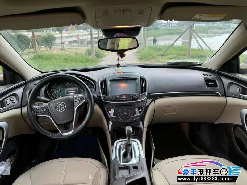 15年别克君威轿车抵押车出售