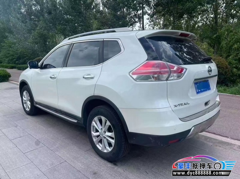 16年日产奇骏轿车抵押车出售