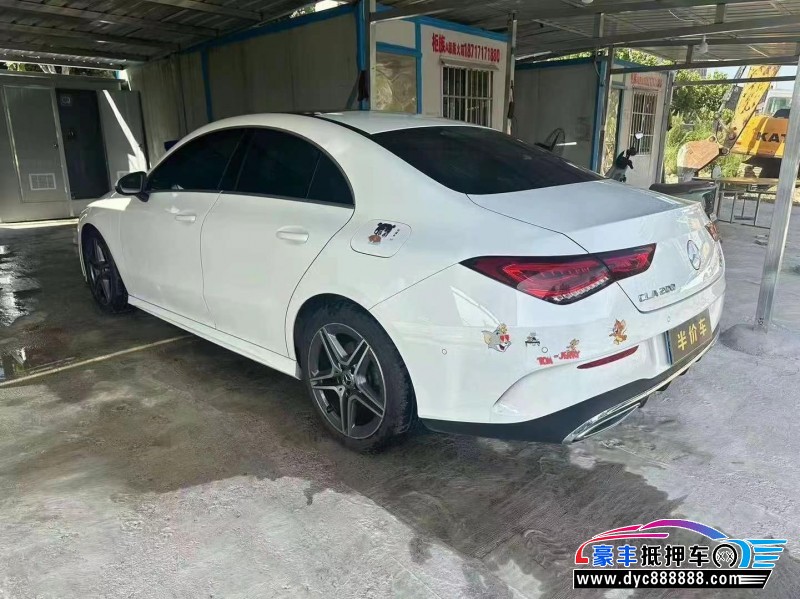 21年奔驰CLA轿车抵押车出售