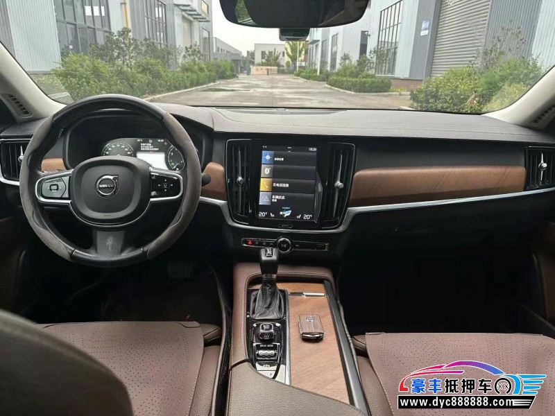 20年沃尔沃S90轿车抵押车出售
