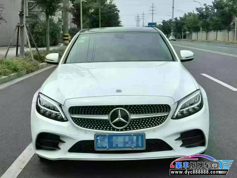 21年奔驰C轿车抵押车出售