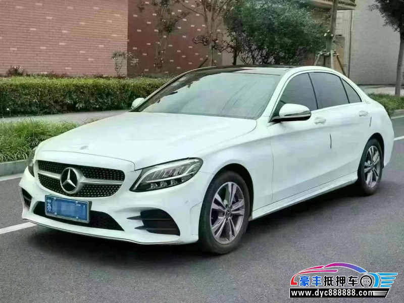 21年奔驰C轿车抵押车出售