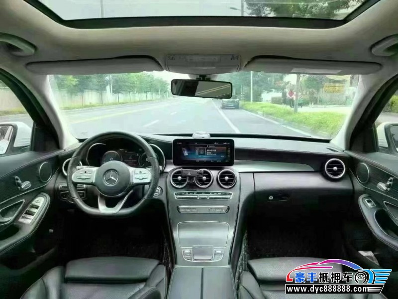 21年奔驰C轿车抵押车出售