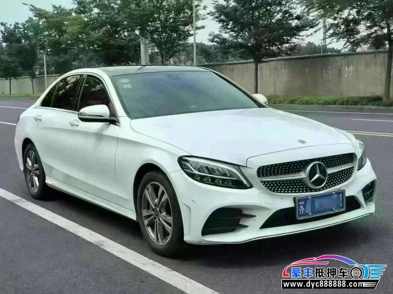 21年奔驰C轿车抵押车出售