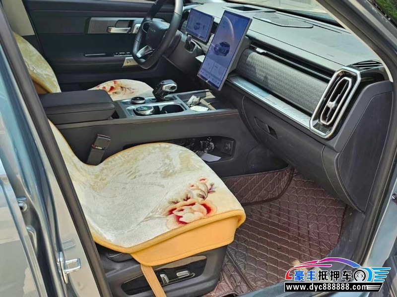 23年奇瑞探索轿车抵押车出售