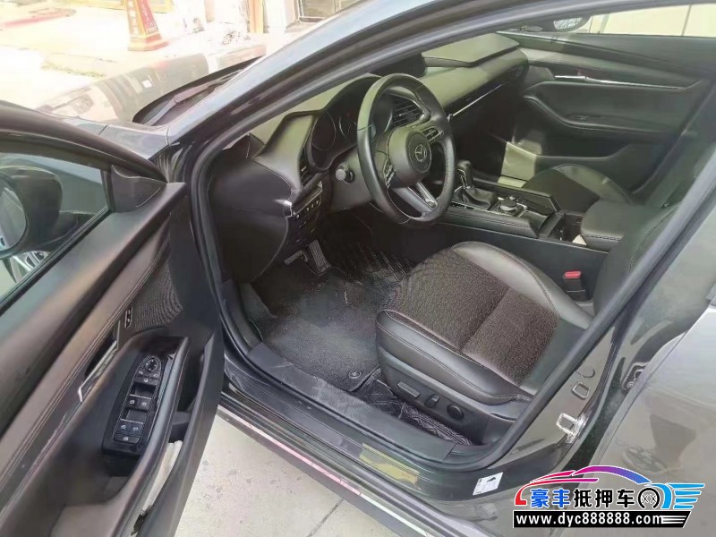 22年马自达昂克赛拉轿车抵押车出售