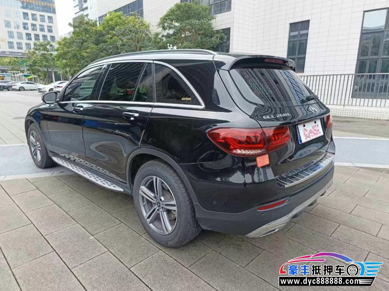 20年奔驰GLC轿车抵押车出售