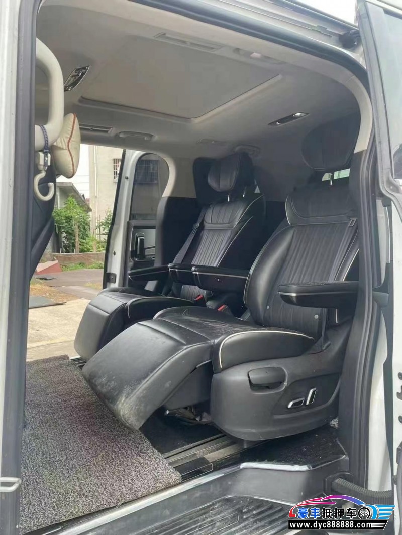 21年荣威imax8轿车抵押车出售