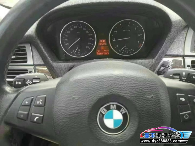 13年宝马X5轿车抵押车出售