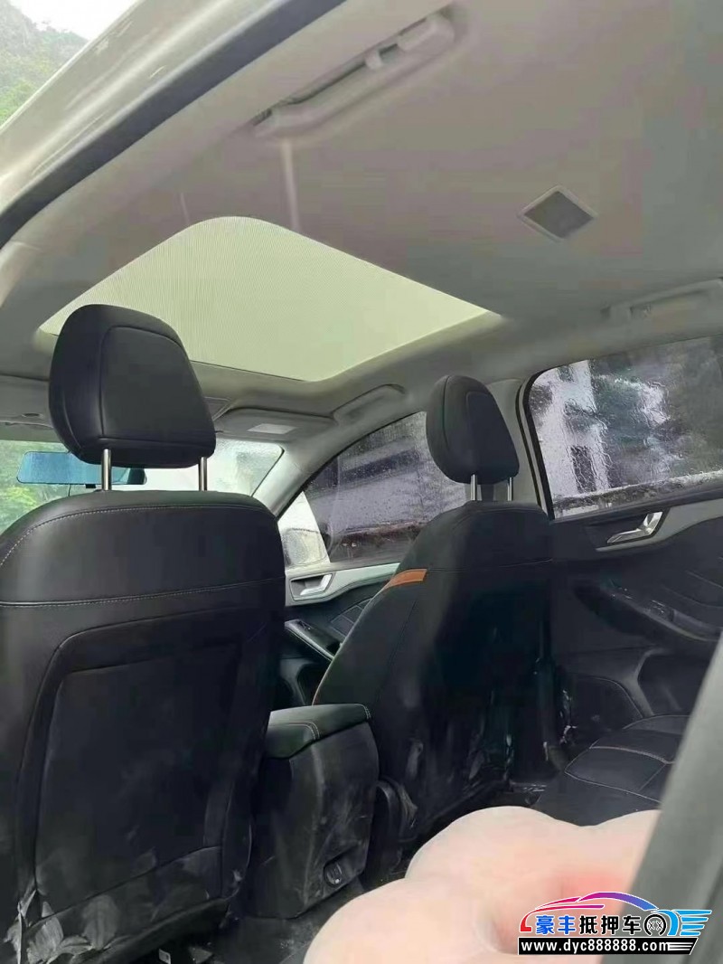 23年福特福克斯轿车抵押车出售