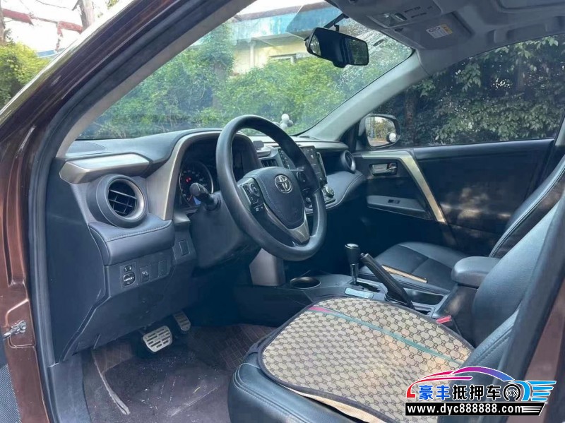 16年丰田RAV4轿车抵押车出售